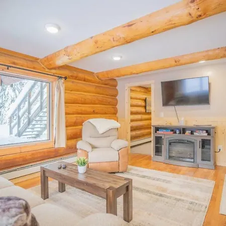 Tucked Away Timber Lower Suite Fairbanks Exterior photo